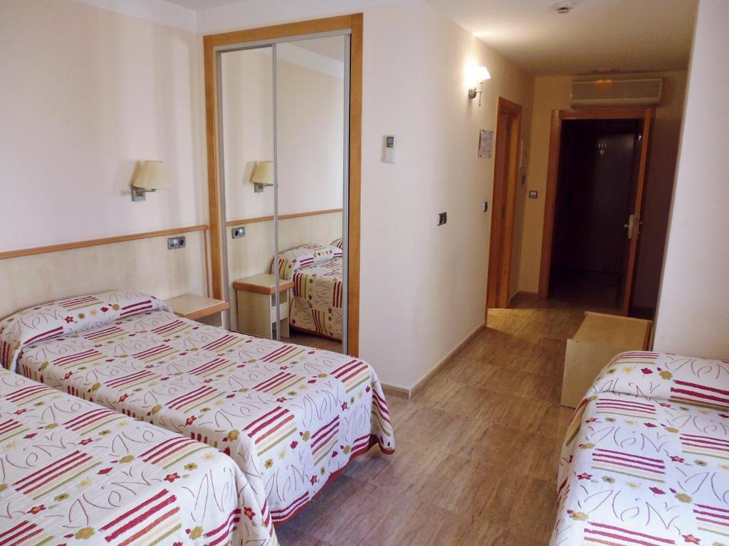 Hotel La Torre Los Montesinos Luaran gambar